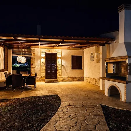 Riada Apartment *